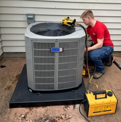 New AC installation from the pros at Steve's Heating & Cooling, Riverside, MO 64151.