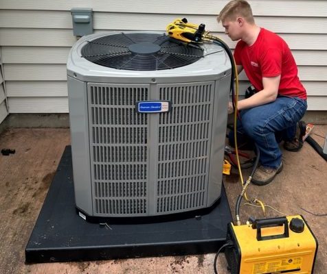 New AC installation from the pros at Steve's Heating & Cooling, Riverside, MO 64151.